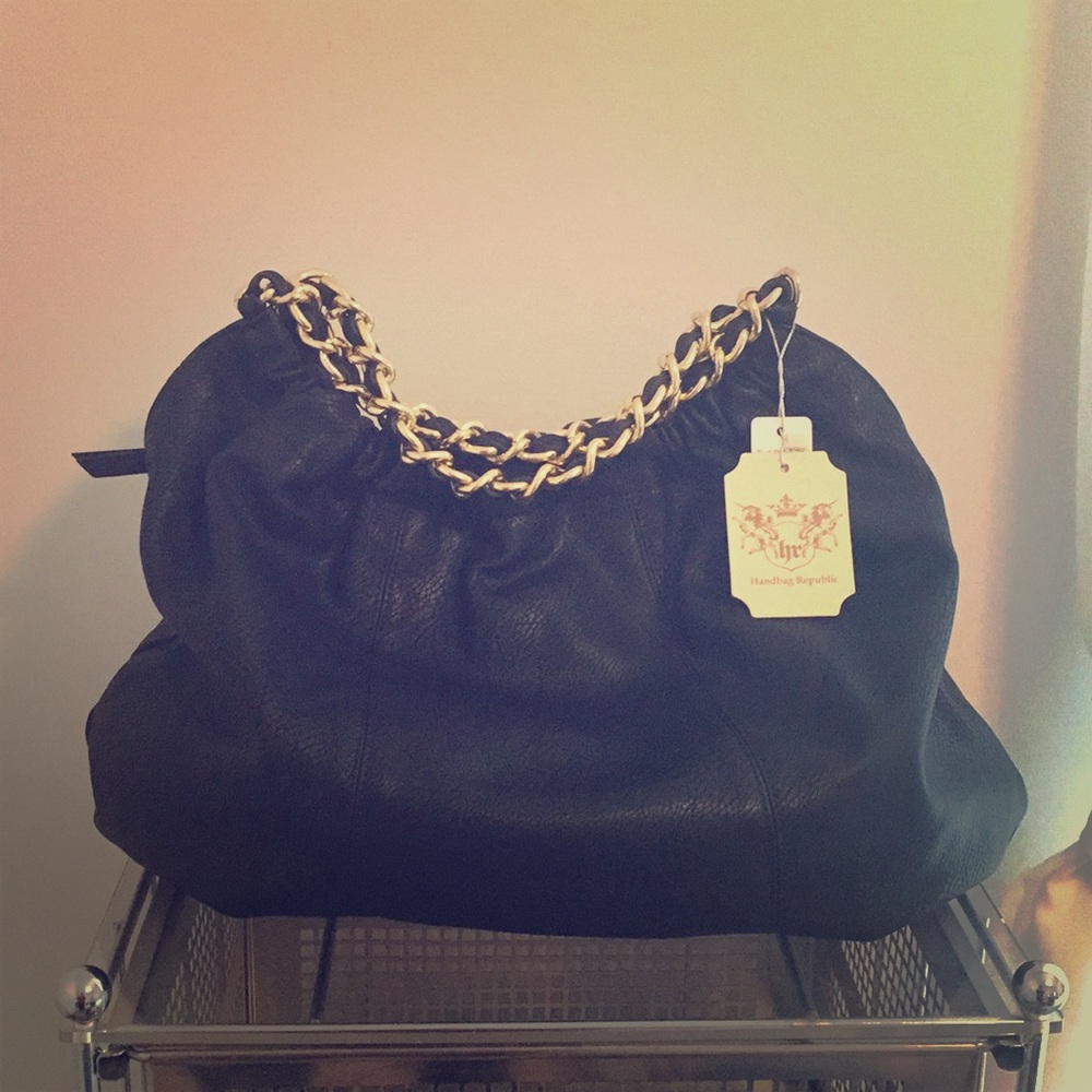 Women’s Black leather handbag